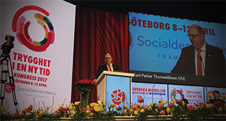 Karl-Petter Thorwaldsson talar på S-kongressen 2017